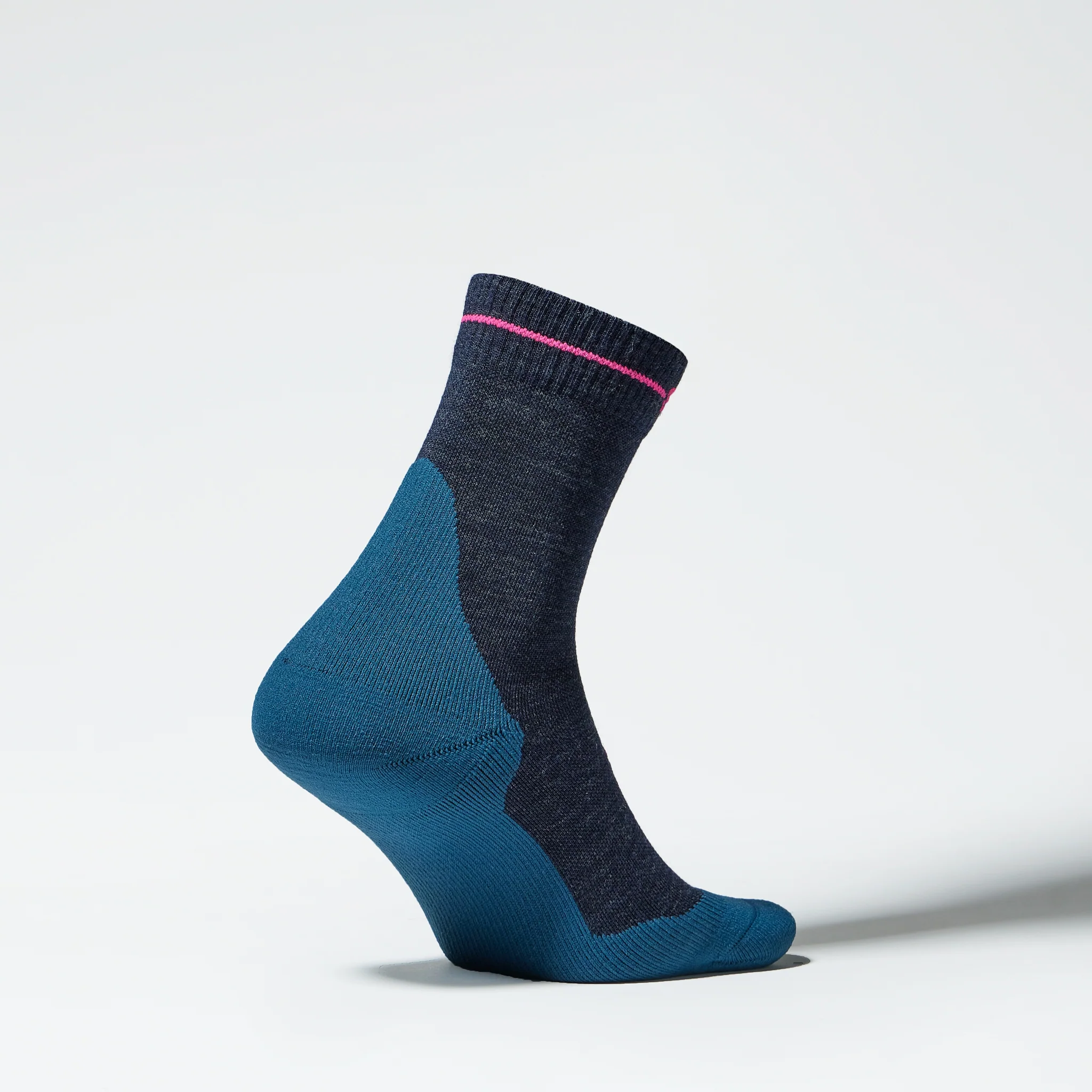 Merino Hiking Ankle Socks Women | Dark Blue / Pink - Image 3