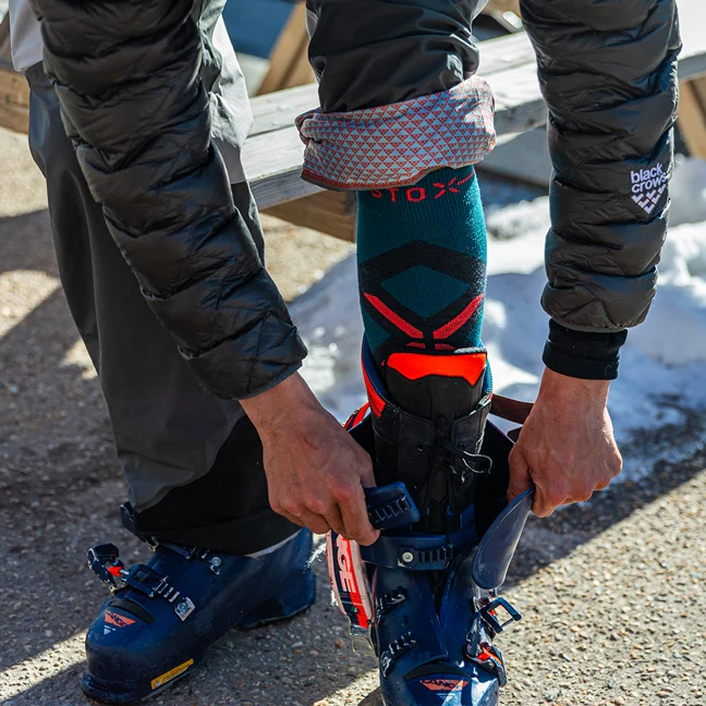 Merino Skiing Socks Men | Teal / Red Fluo - Image 6