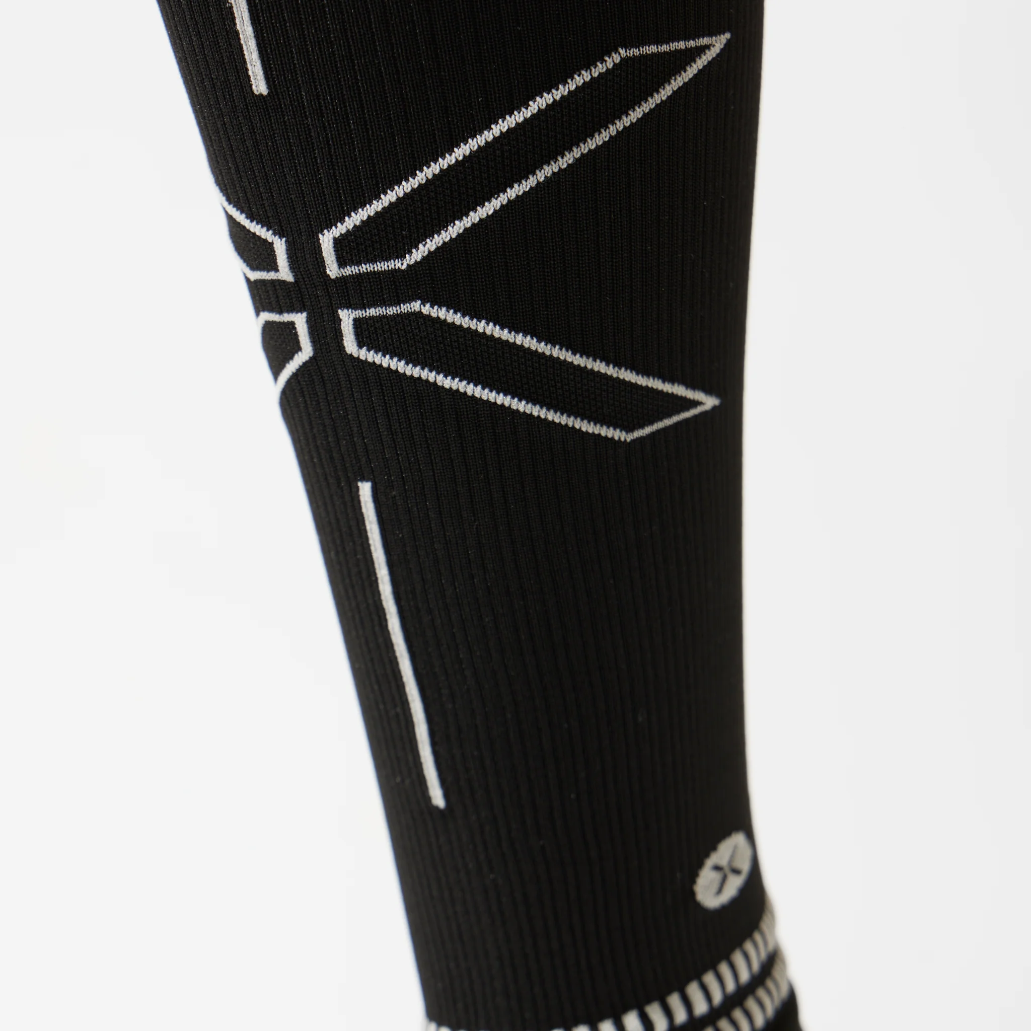 Calf Sleeves Women | Black / Light Grey - Image 4