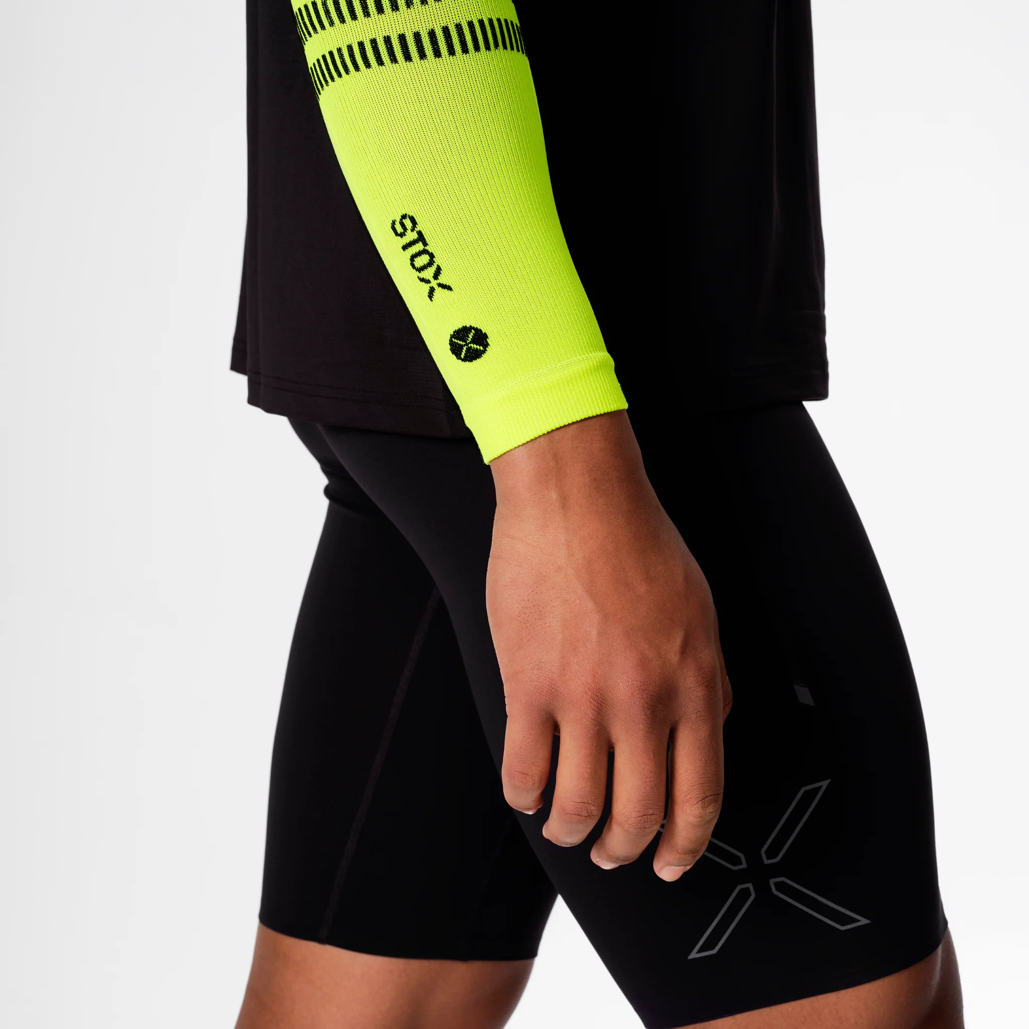 Running Arm Sleeves Unisex | Yellow Fluo / Black - Image 6