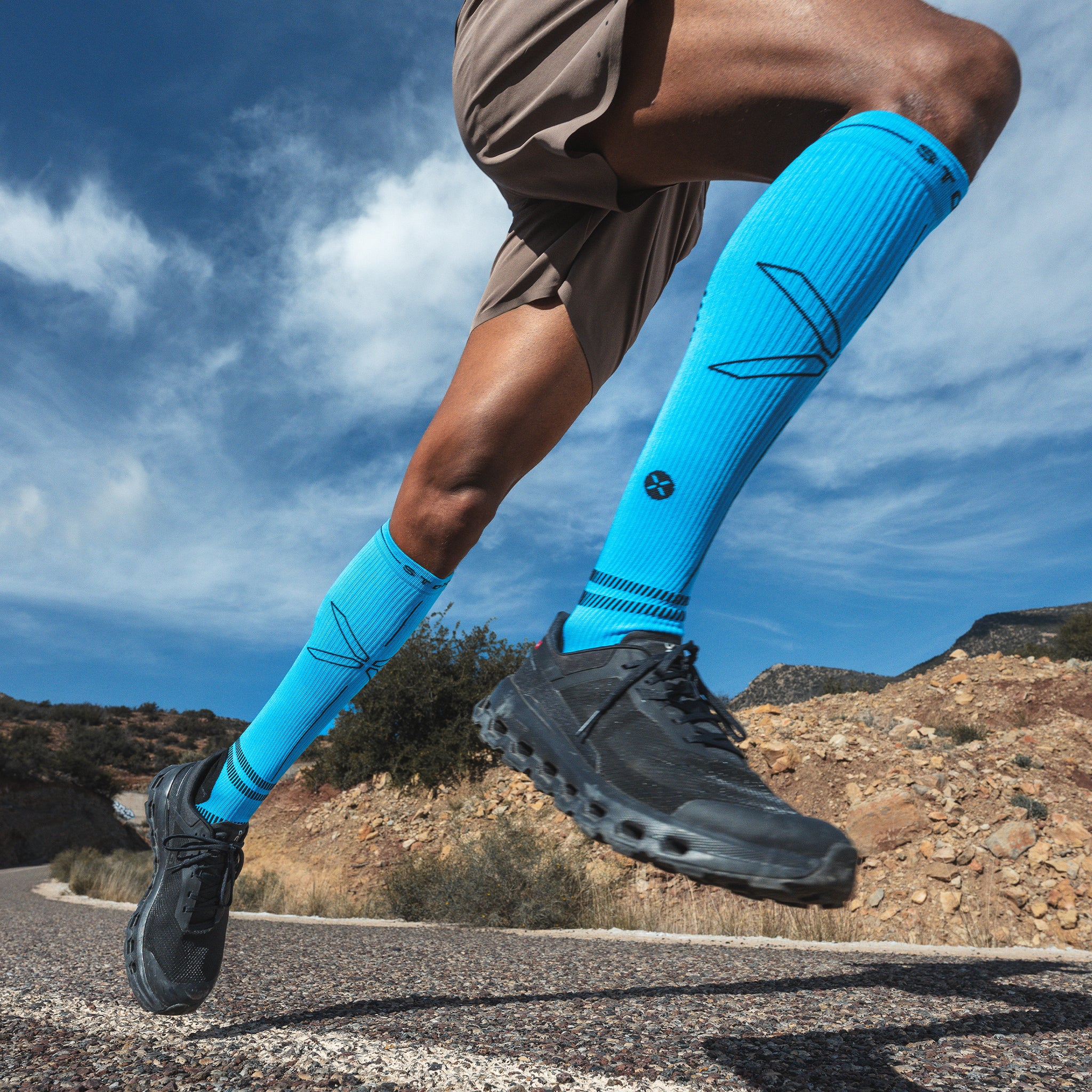 Running Socks Men | Bright Blue / Black - Image 2