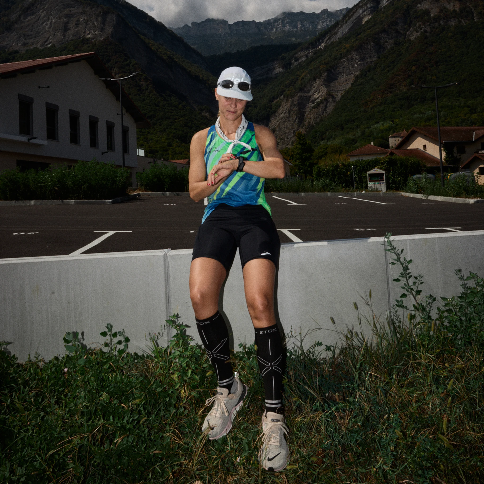Running Socks Women | Black / Light Grey - Image 7