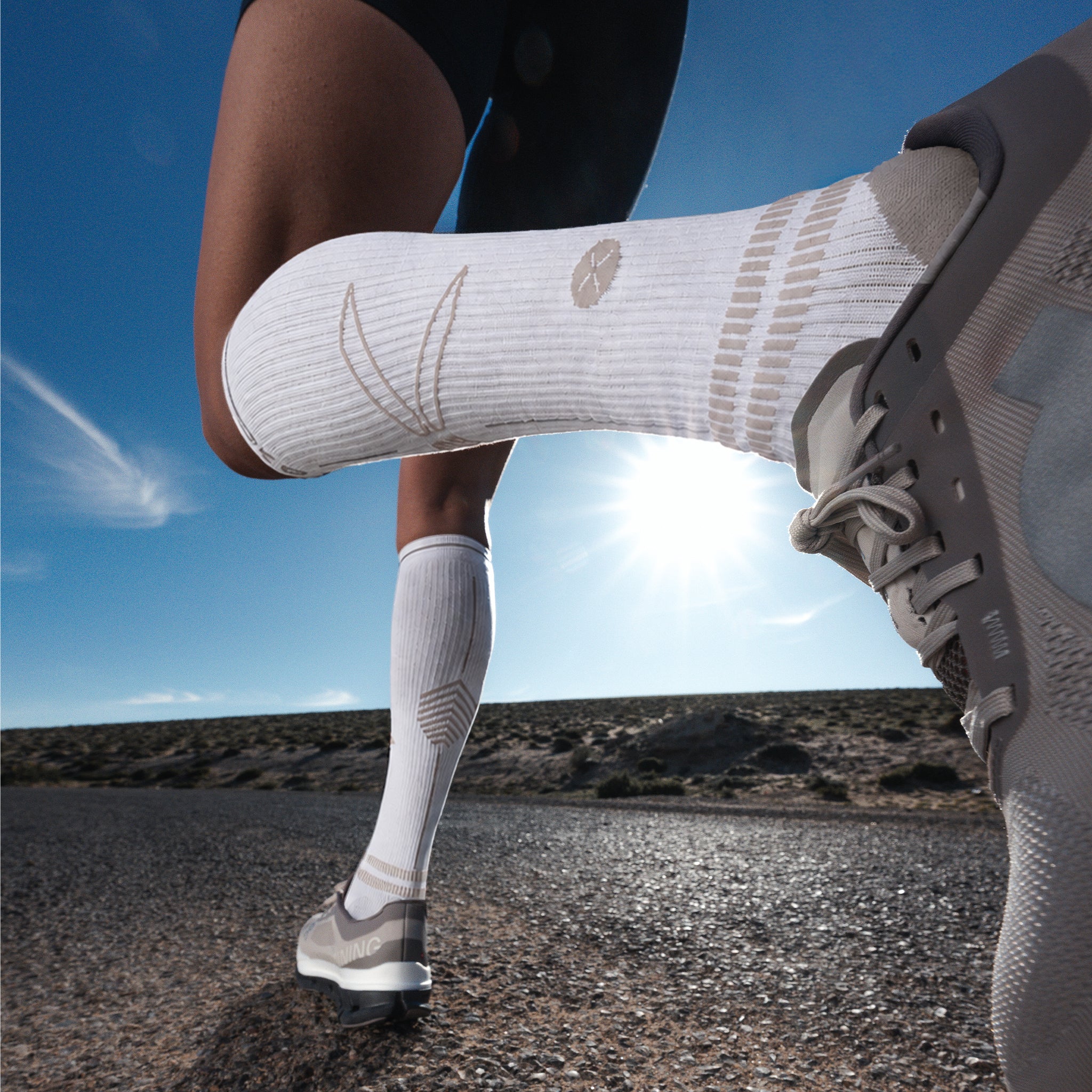 Running Socks Women | White / Grey - Image 2