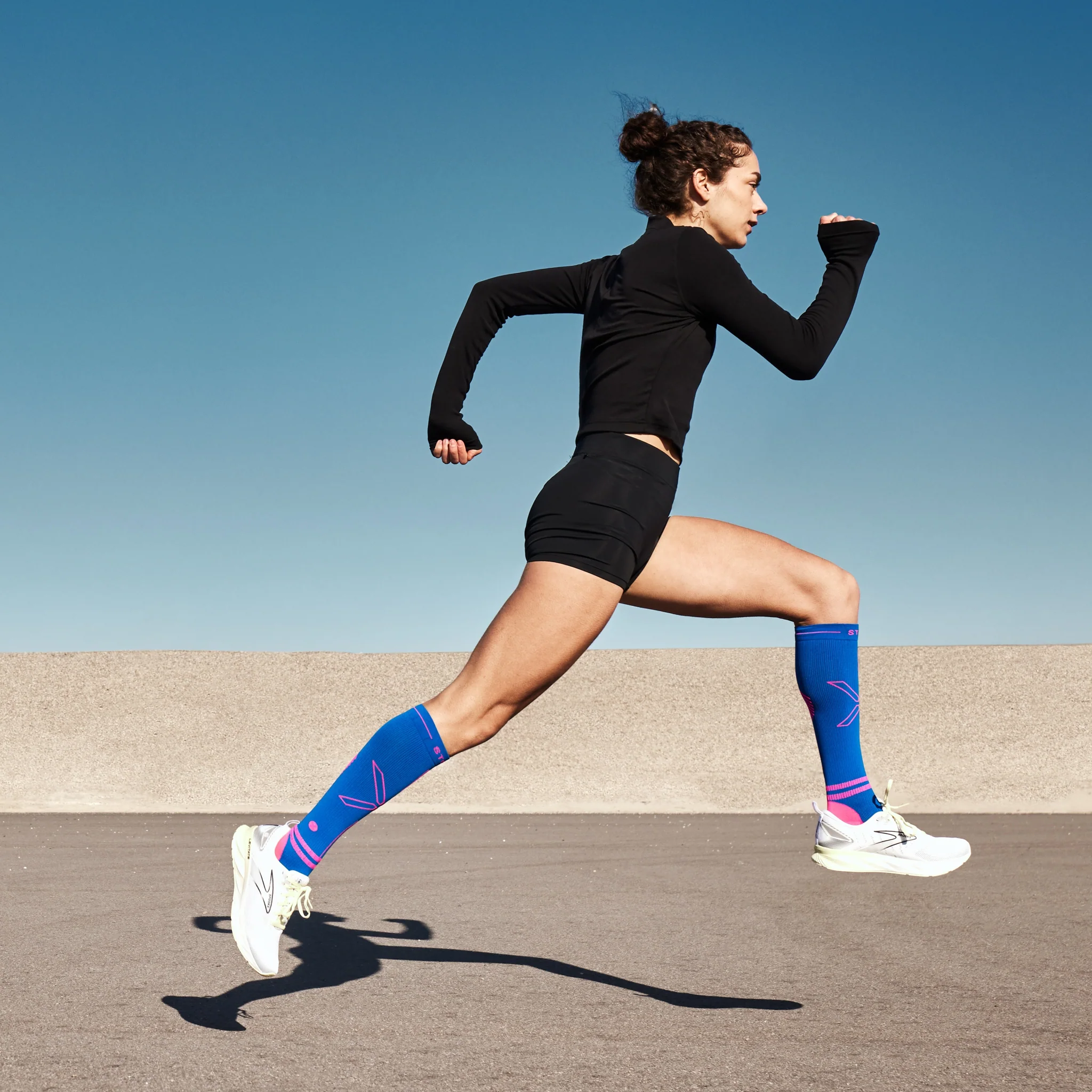 Ultralight Running Socks Women | Blue / Pink Fluo - Image 6