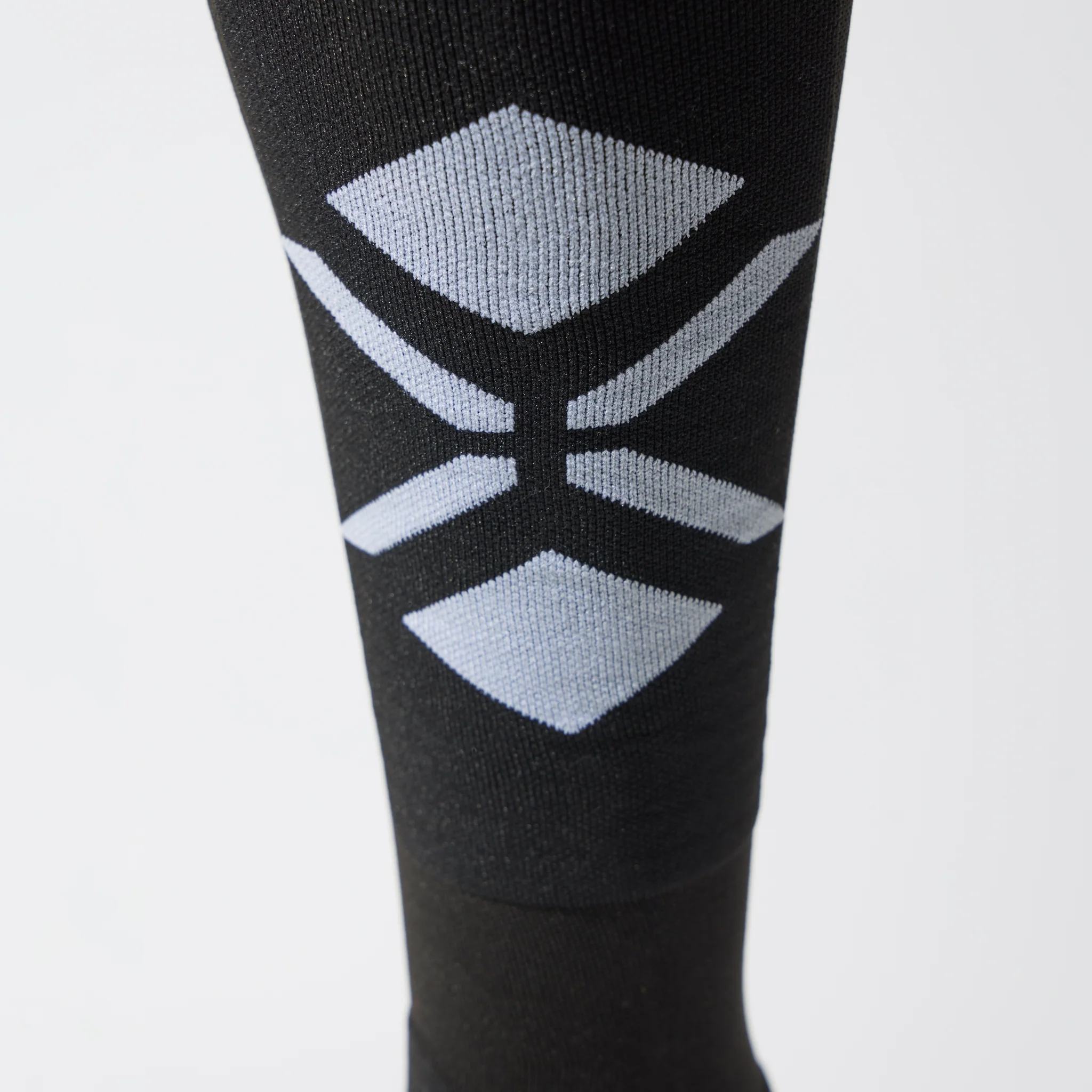 Ultralight Skiing Socks Men | Black / White - Image 4
